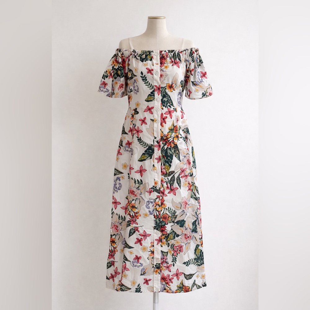 Elegant Floral Off-Shoulder Maxi Dress